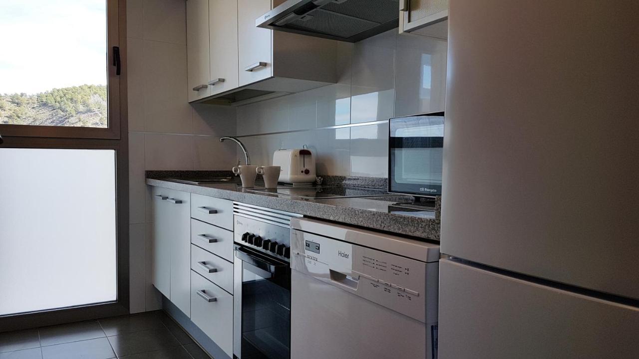 Skyline 26 Stunning Sea Views From A 2-Bedroom Apartment On The 26Th Floor Бенидорм Екстериор снимка