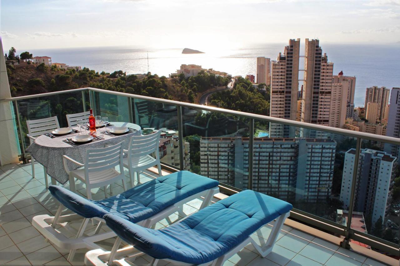 Skyline 26 Stunning Sea Views From A 2-Bedroom Apartment On The 26Th Floor Бенидорм Екстериор снимка
